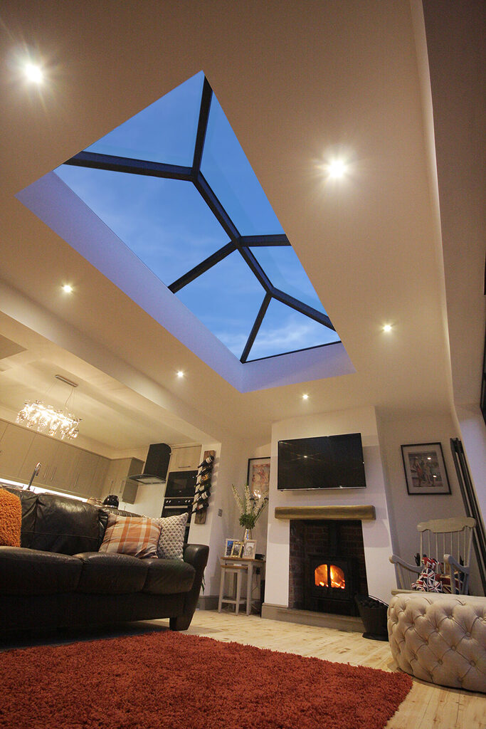 GFD Homes roof lantern energy efficiency: looking into the evening sky from a cosy living area thanks to the energy efficient roof lantern 