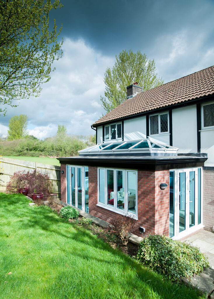 GFD Homes types of roof lantern: Roof lantern above conservatory extension