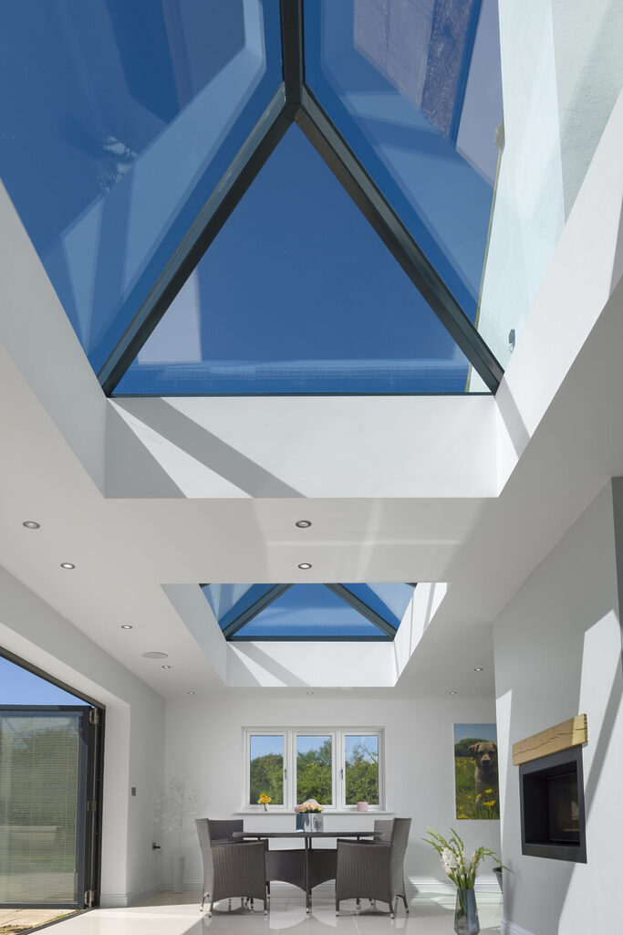 GFD Homes Roof lanterns : korniche roof lantern in a small extension