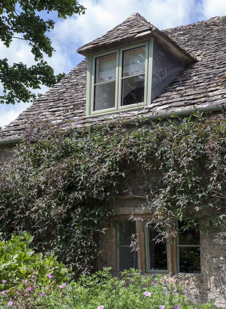 GFD Homes triple glazed windows cost : aluminium grame tripple glazing in a rural stone home 