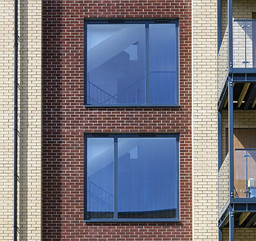 aluminium windows: tilt and turn window in focus